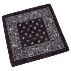 Bandana Musta