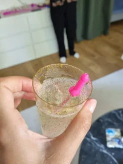 Cocktailpillit Peniksellä