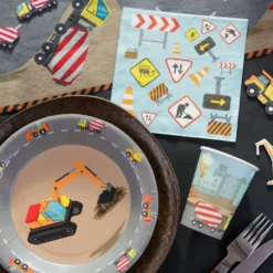 Construction Party -Lautasliinat