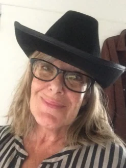 Cowboy-hattu Rodeo Musta