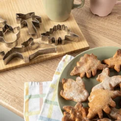 Dinosauruskeksimuotit
