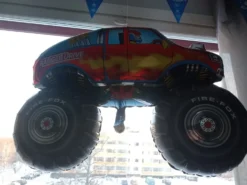 Folioilmapallo Monsteriauto