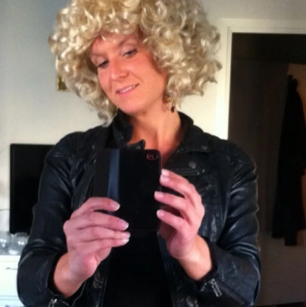Grease Sandy Kihara Peruukki