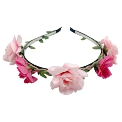Hiuspanta vaaleanpunaisilla kukilla