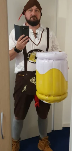Hyvin Varusteltu Oktoberfest Naamiaisasu