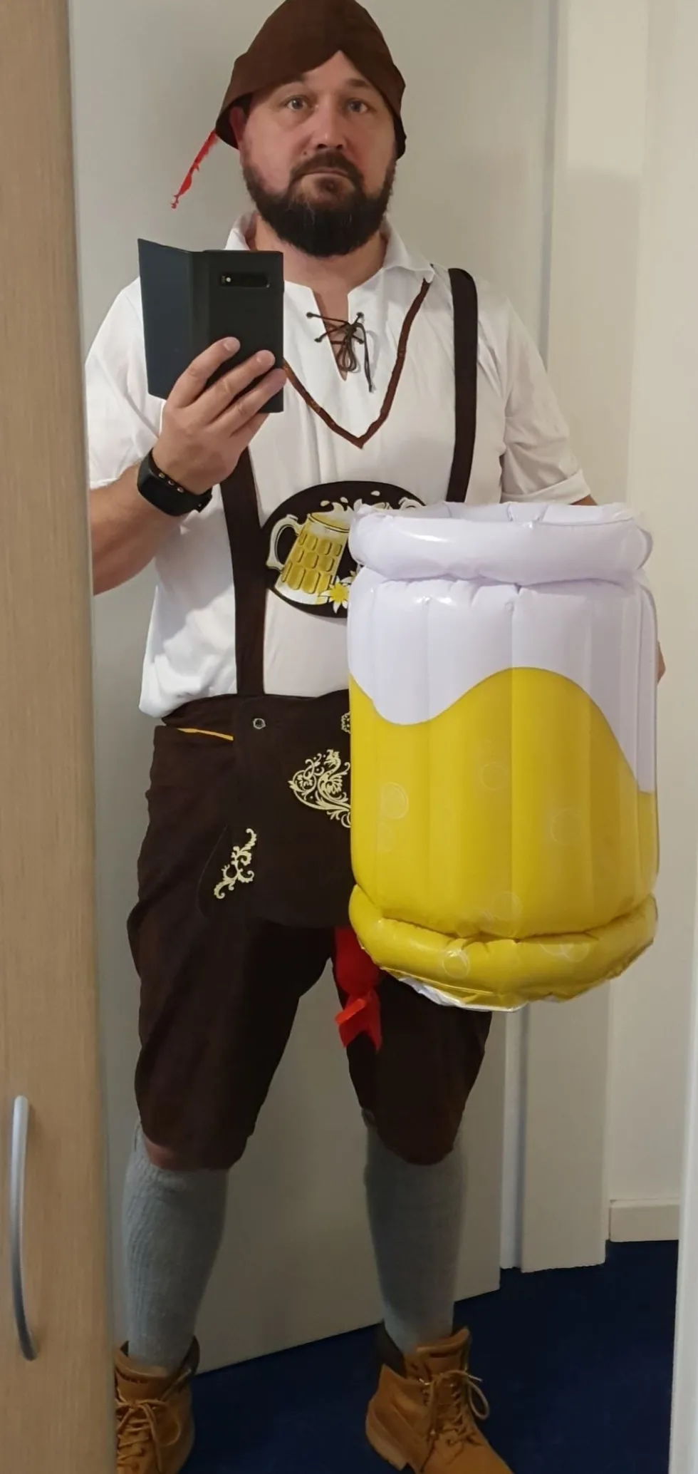 Hyvin Varusteltu Oktoberfest Naamiaisasu