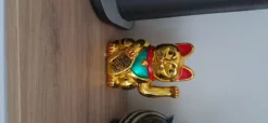 Itämainen Heiluttava Kissa