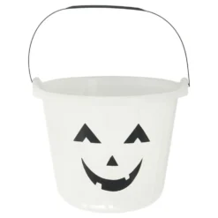 Itsevalaiseva Halloweenämpäri