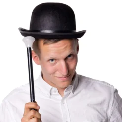 Kova hattu