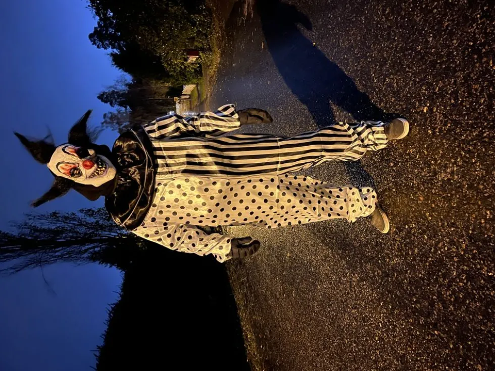 Murhaaja Pierrot Naamiaisasu
