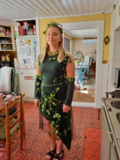 Myrkyllinen Kasvinainen Naamiaisasu
