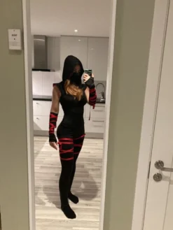 Naisten Ninja Deluxe Naamiaisasu
