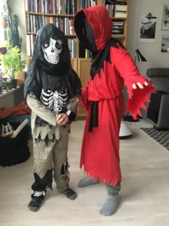 Paholaisen Lapsi Lasten Naamiaisasu