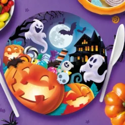 Pahvilautaset Halloweenjuhla