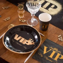 Pahvilautaset VIP