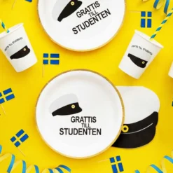 Paperiset opiskelijalautaset