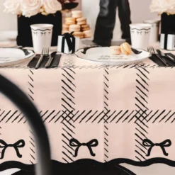 Paper Tablecloth Rosetti
