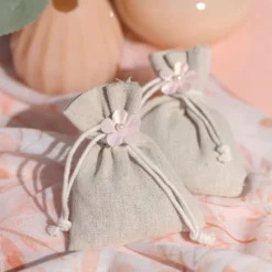 Pienet Peach-kukat