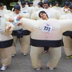Puhallettava Sumo Naamiaisasu