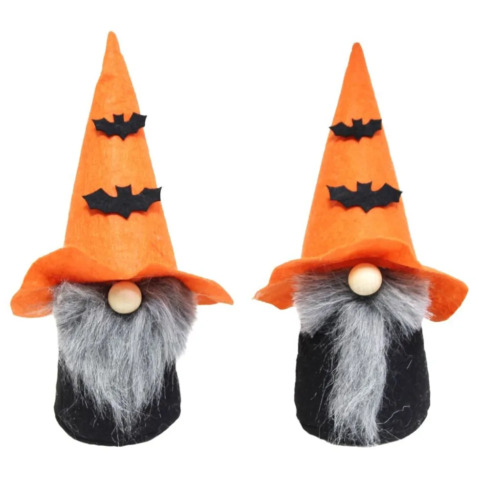 Seisova halloweentonttu Lepakoilla