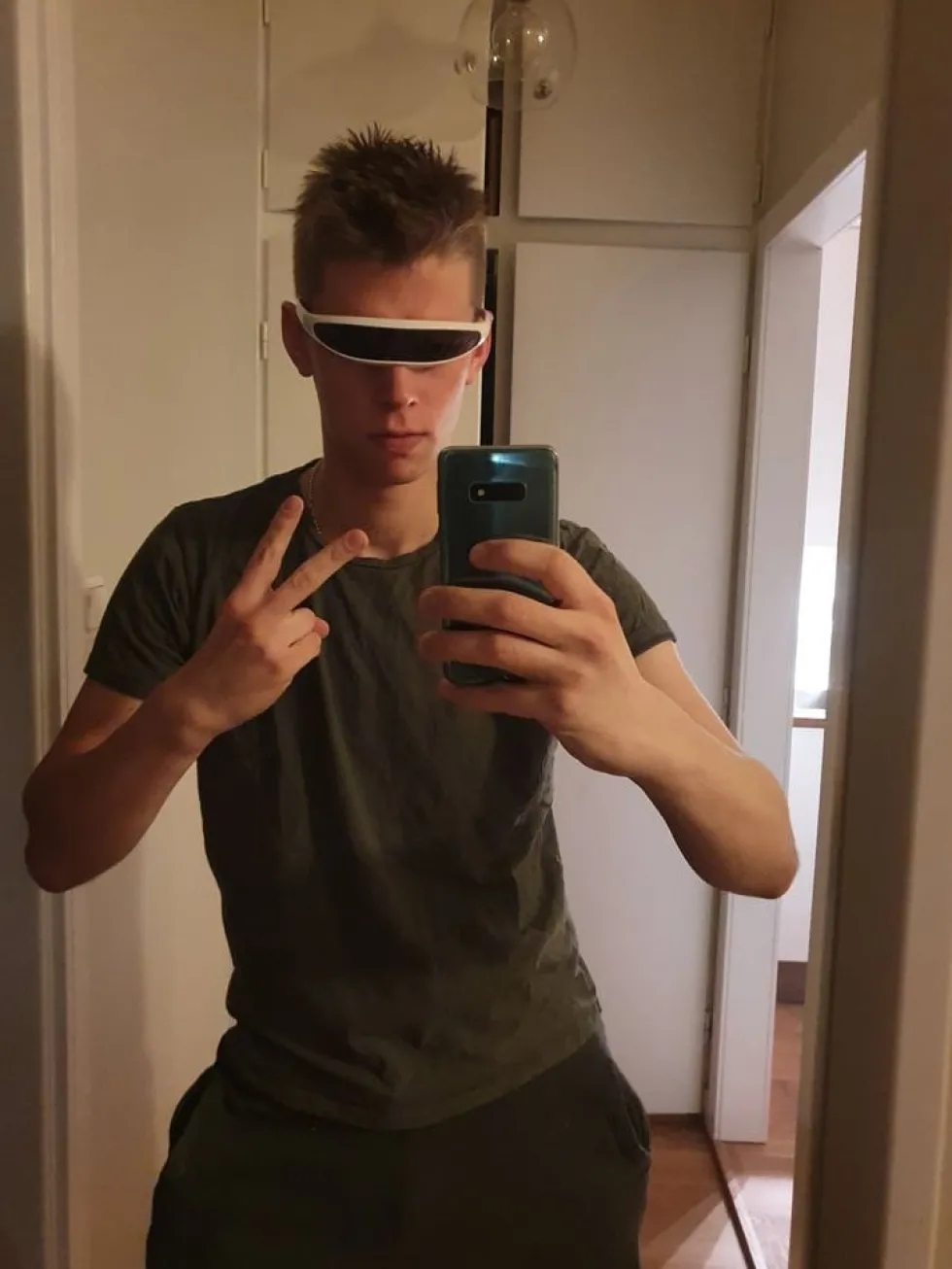 Silmälasit Cyber