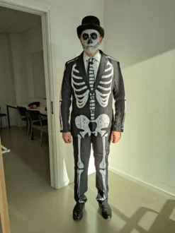 Suitmeister Skeleton Grunge Black Puku