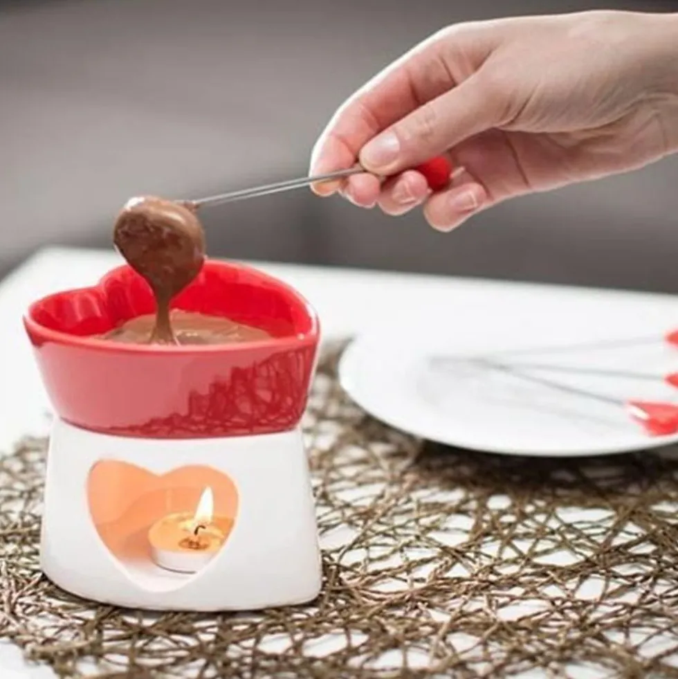 Sydämenmuotoinen Fondue-setti