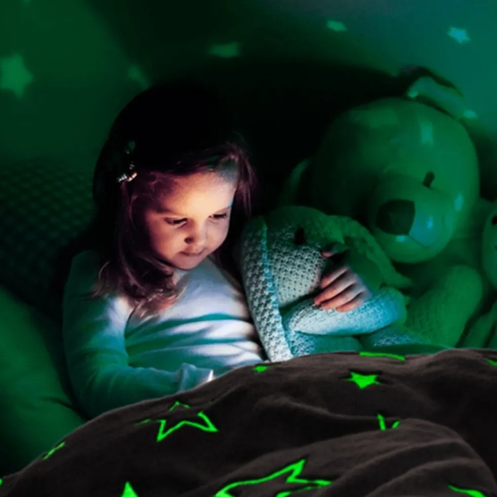 Tähtikuvioinen Glow in the Dark -huopa