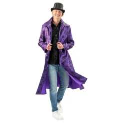 Violetti viitta hämähäkinverkolla